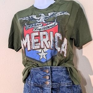 Honor Traditonal America' T-Shirt.